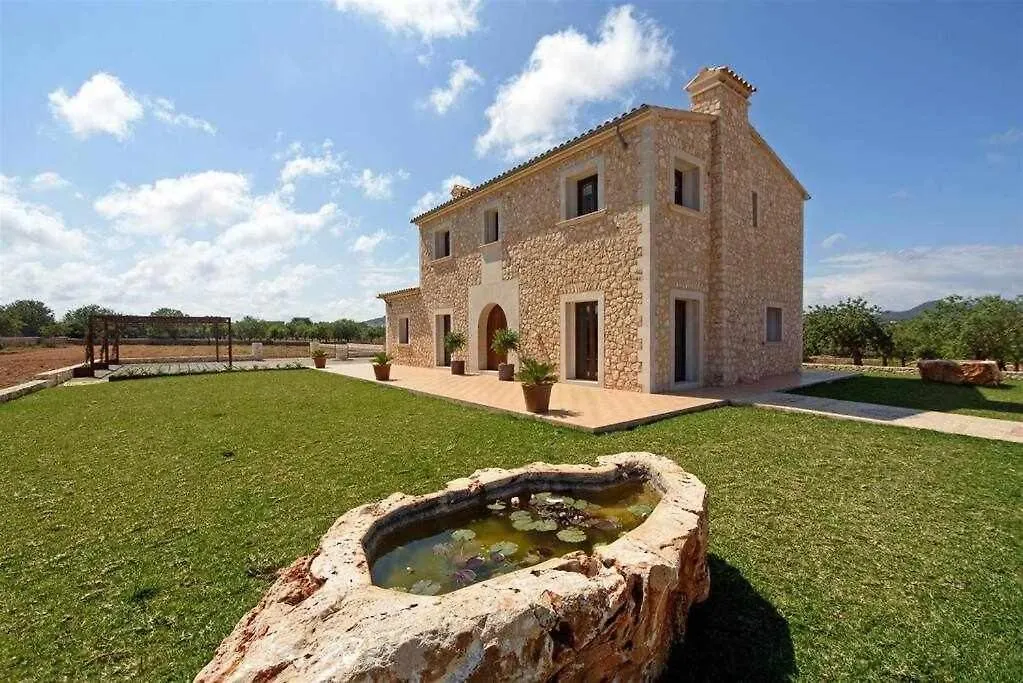 Finca Sa Pletassa 8 Pax Wifi Piscina Jardin Bbq S'Horta Spain