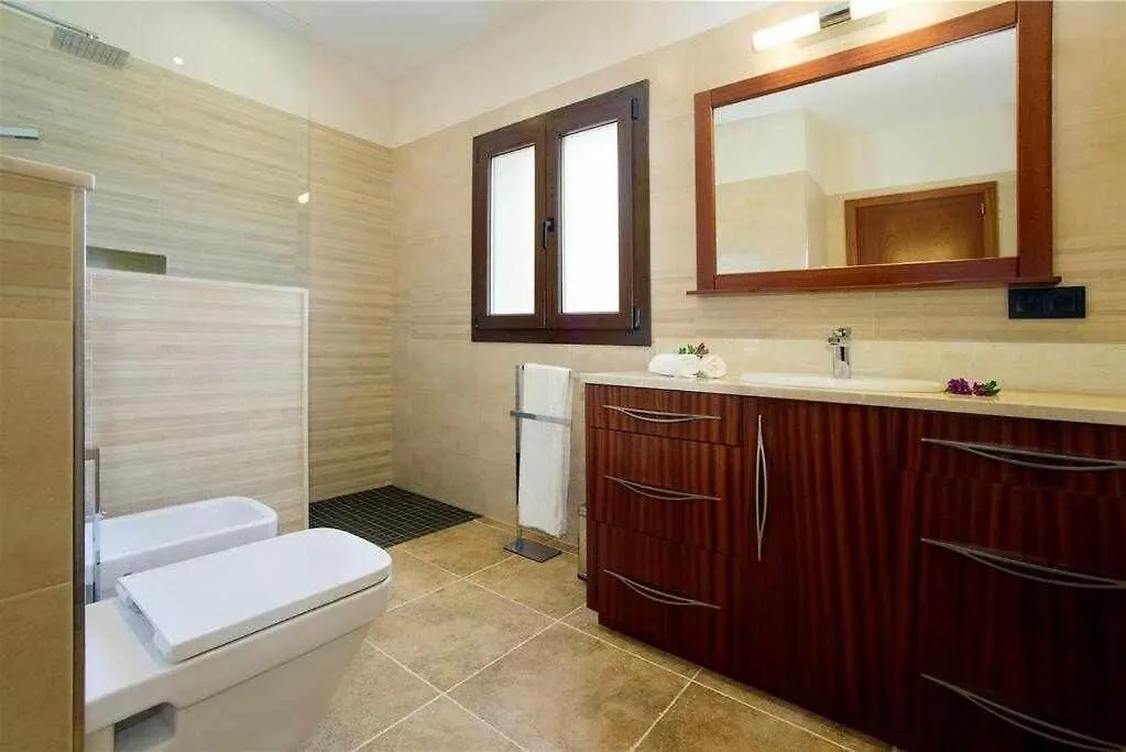 Alpstuga Finca Sa Pletassa 8 Pax Wifi Piscina Jardin Bbq S'Horta Spanien